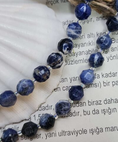 10 MM Çokgen Sodalit Taşı