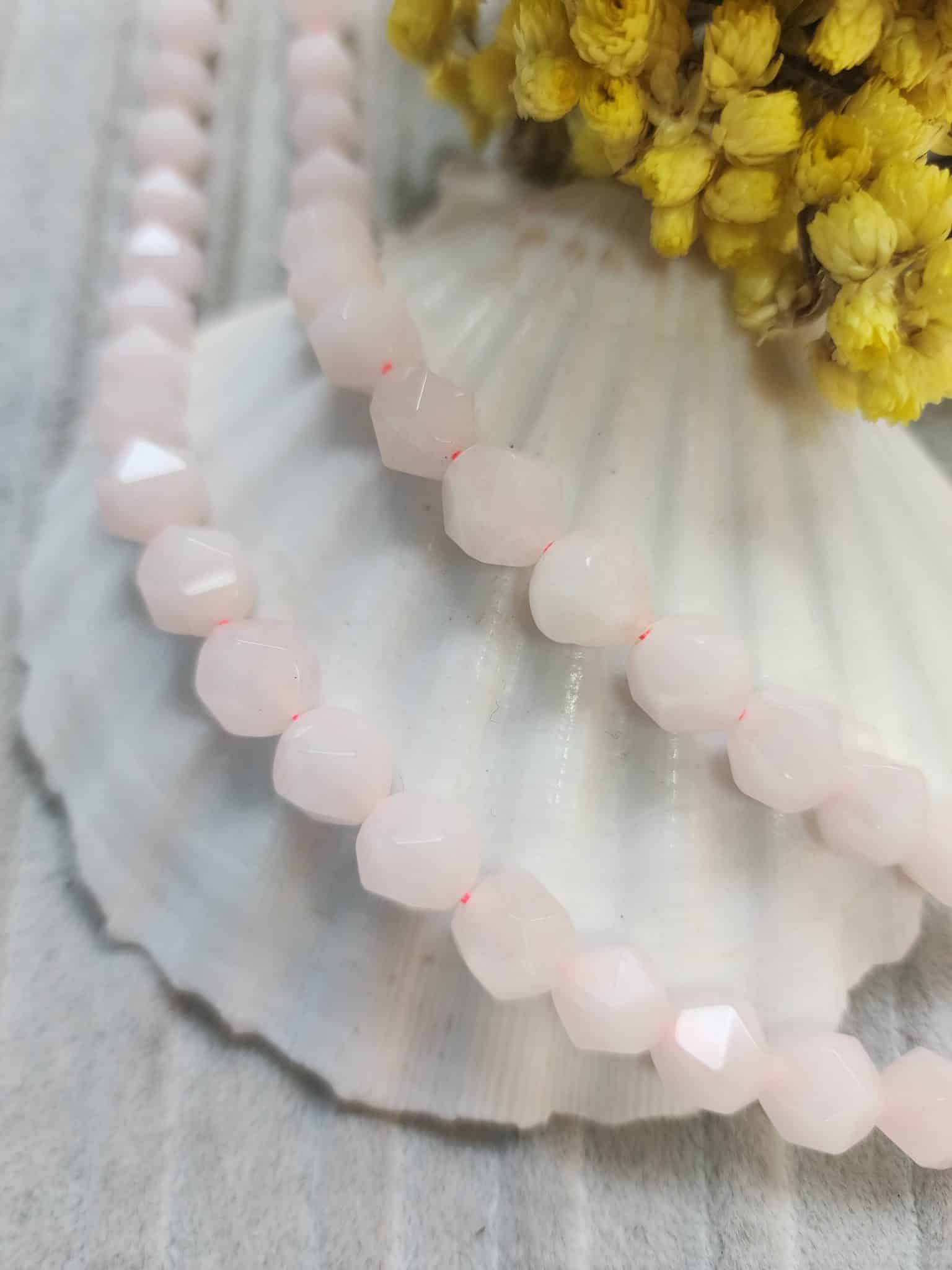 10 Mm Piramit Pembe Kuvars Tasi