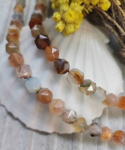 10 Mm Piramit Sonbahar Akik Tasi