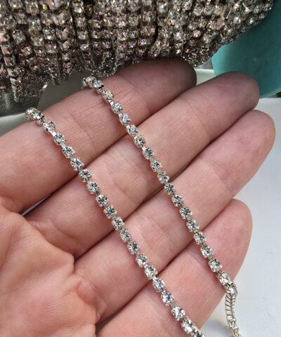3 MM Beyaz Kristal Sıra Taşlı Silver Kasa Şerit