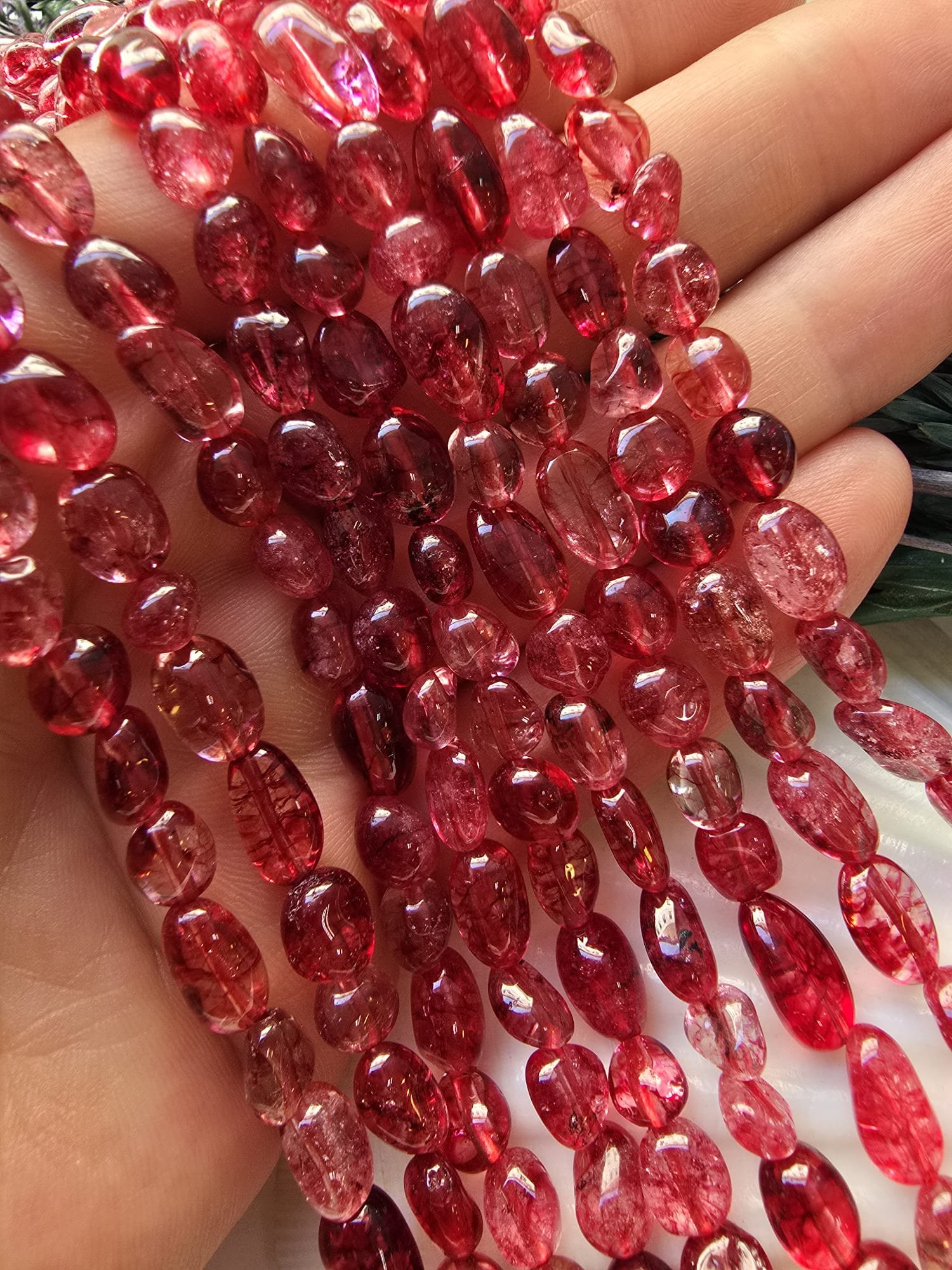 Yakut Renkli Kuvars Amorf Şekilli Doğal Taş - Görsel 3