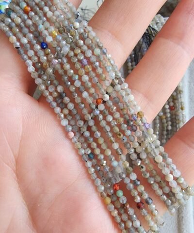 2 MM Faset Kesim Labradorit Taşı