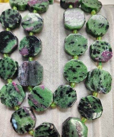 20x20 Mm Kesimli Kare Anyolit Tasi