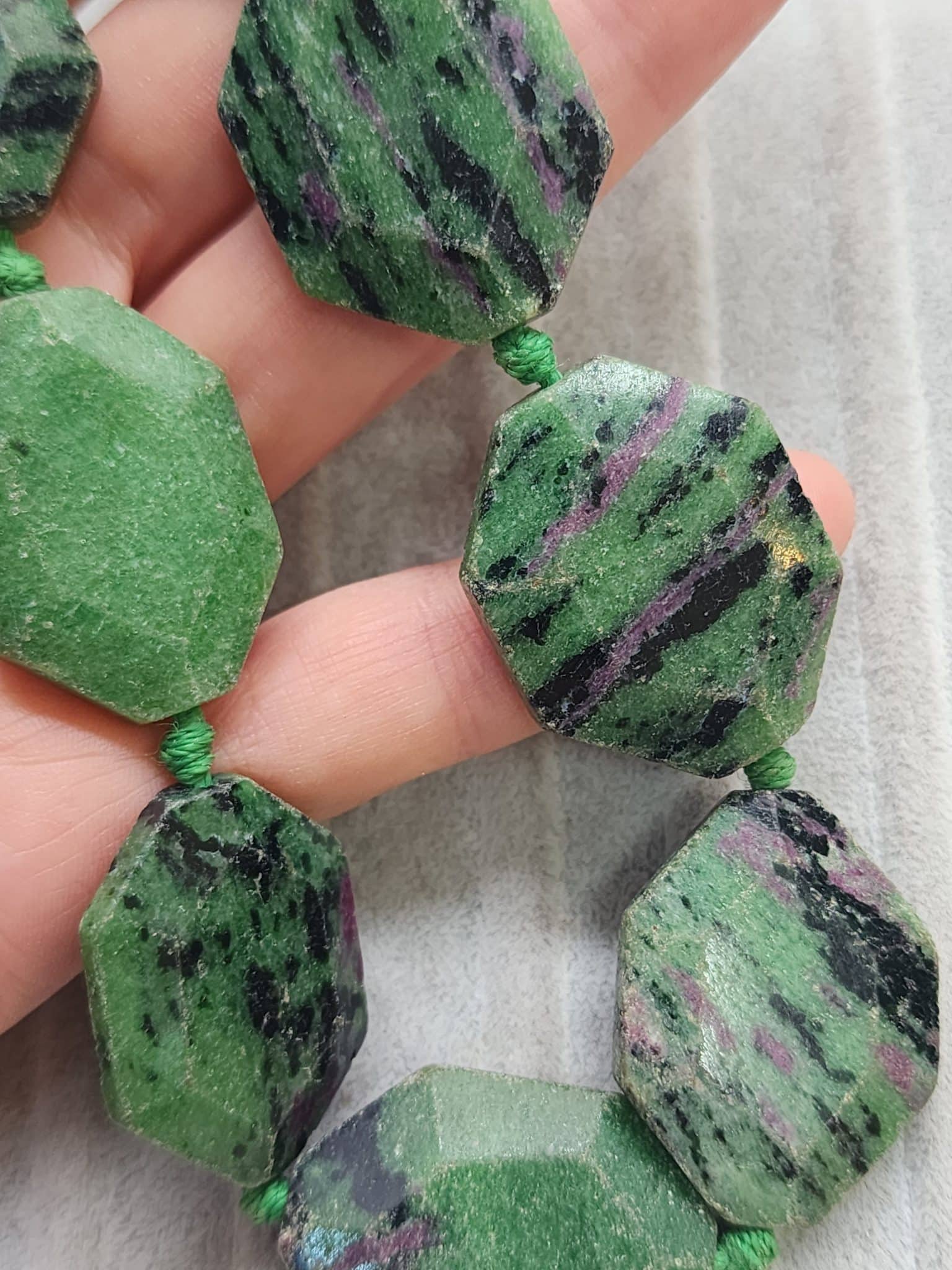 25x35 Mm Elmas Kesim Anyolit Tasi 2