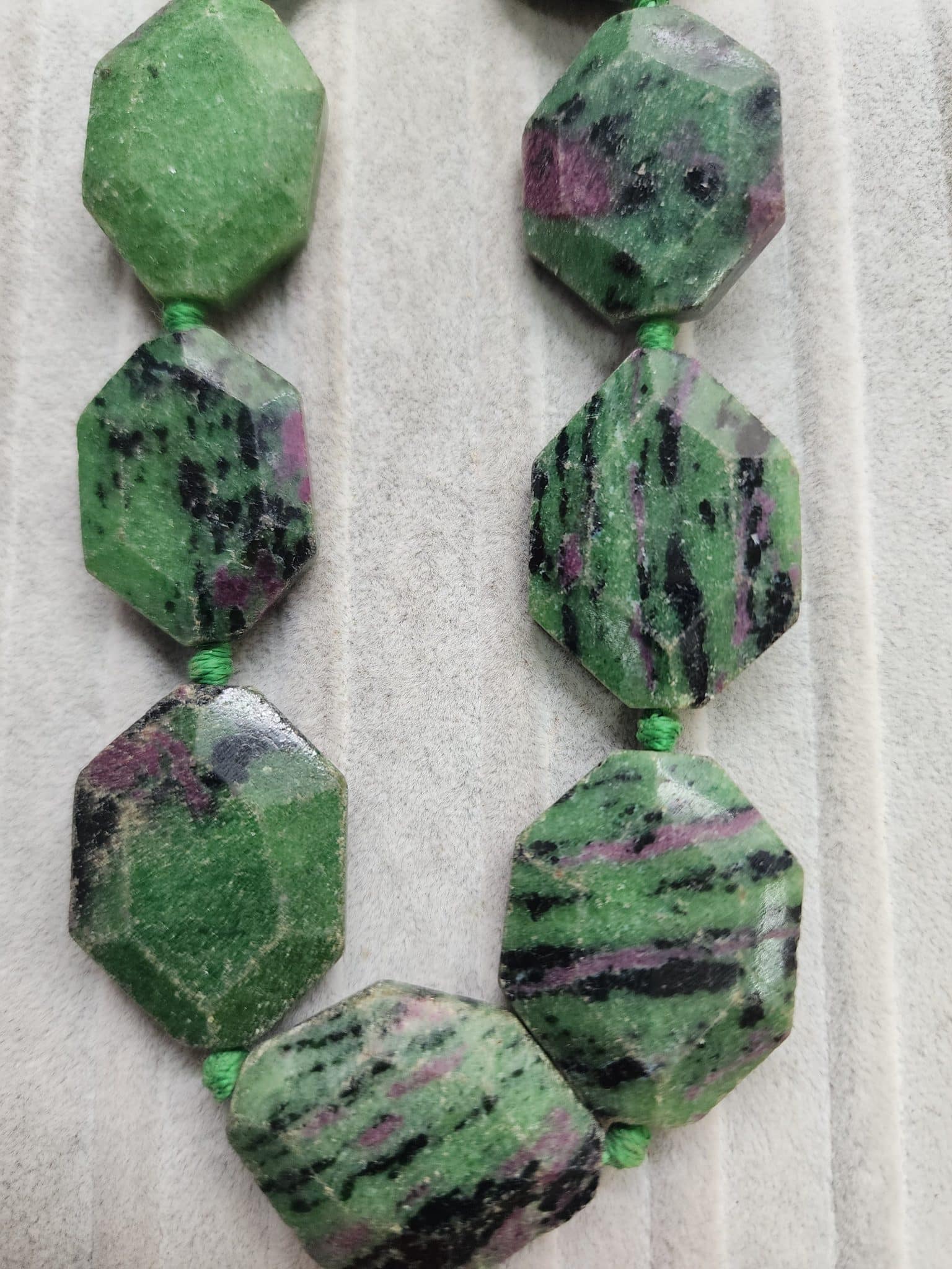 25x35 Mm Elmas Kesim Anyolit Tasi