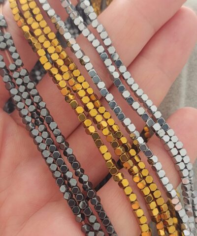 2x2 Mm Kosesiz Kup Hematit Dogal Tas