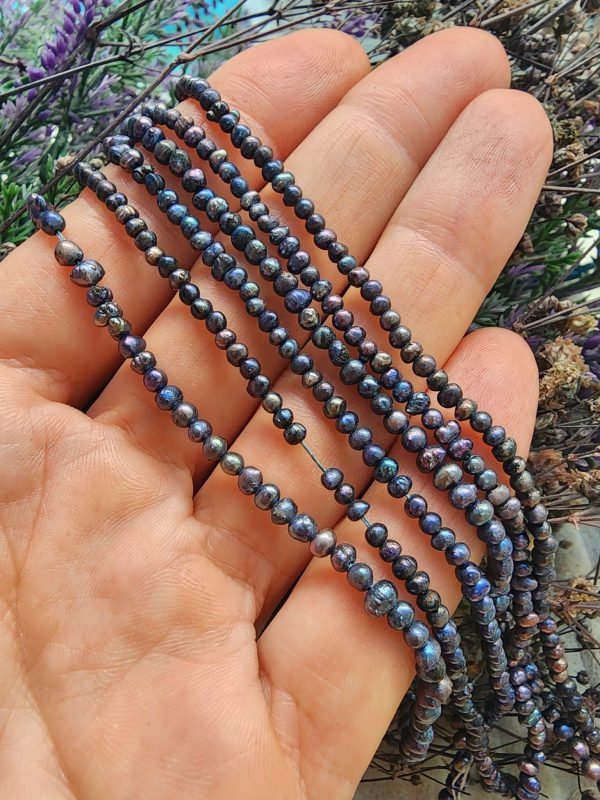 3 MM Siyah Kum İncisi