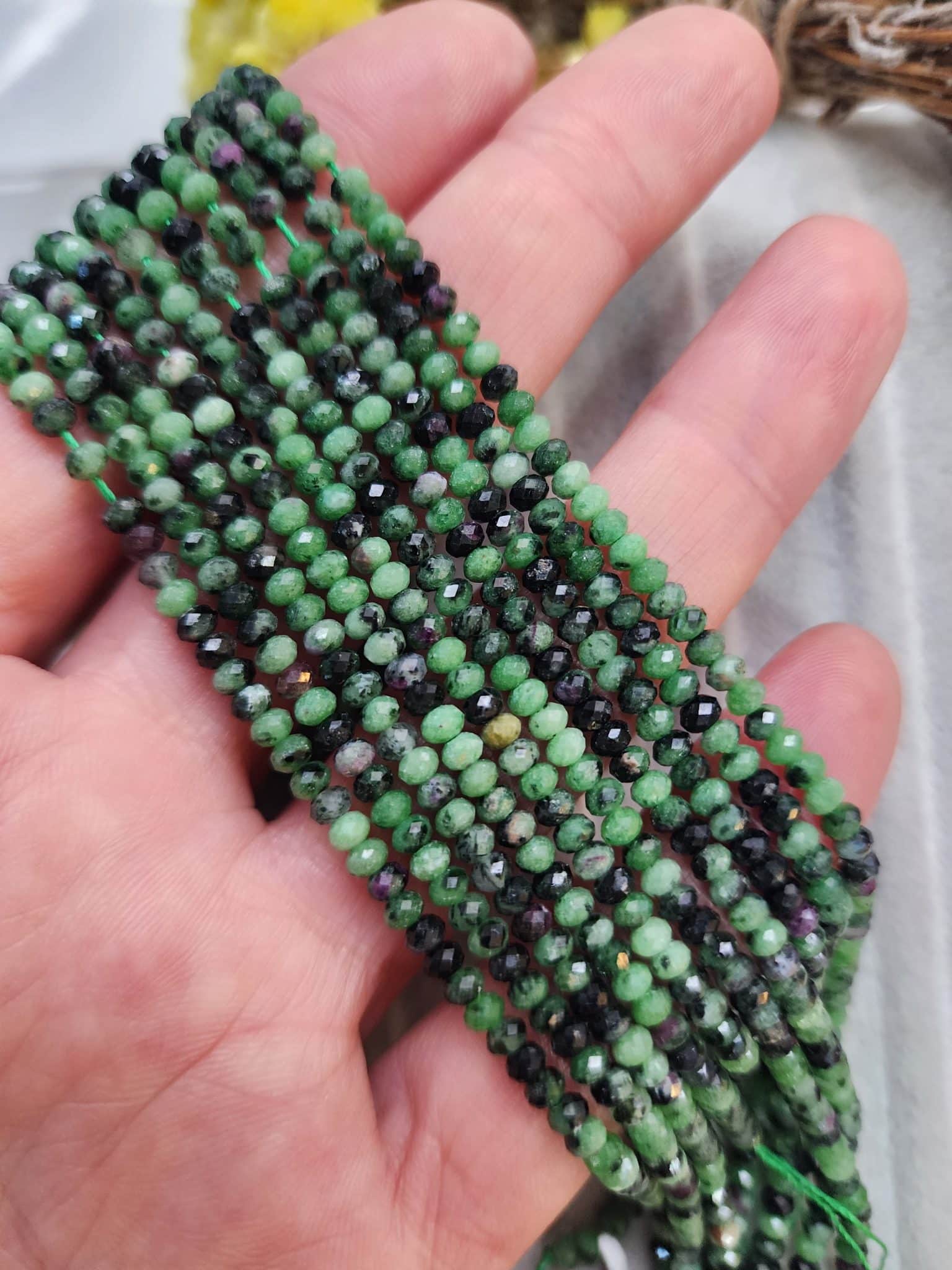 3x2 Mm Rondela Anyolit Tasi 4