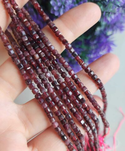 3x3 Mm Kup Granat Lal Tasi