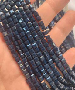 4 MM Lacivert Küp Kristal