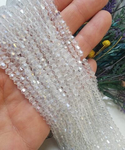 4 Mm Piramit Kristal Boncuk 502