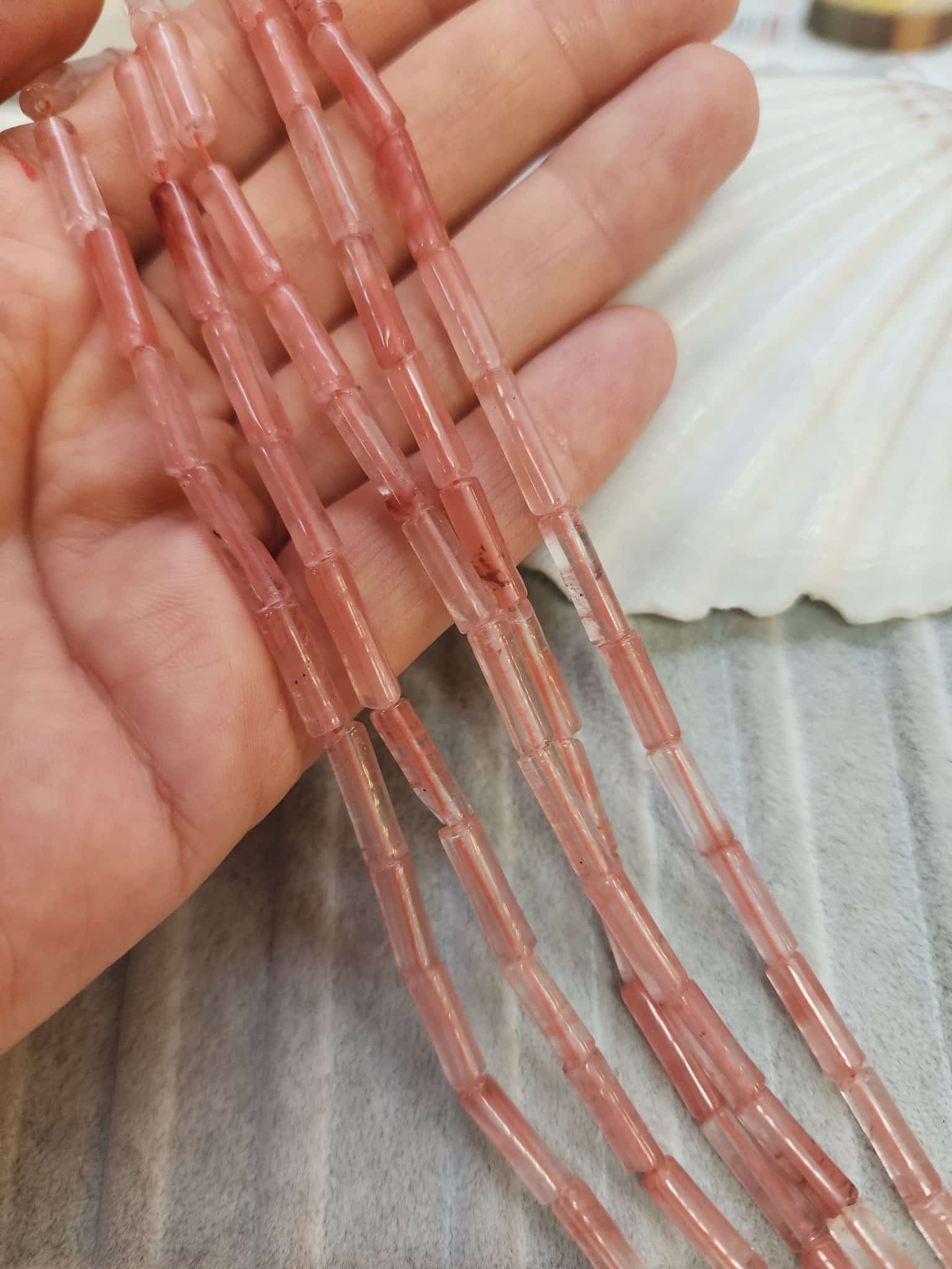 4x14 Mm Silindir Gul Kuvars Tasi