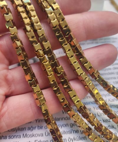4x4 Mm Kemik Kup Hematit Dogal Tas Gold