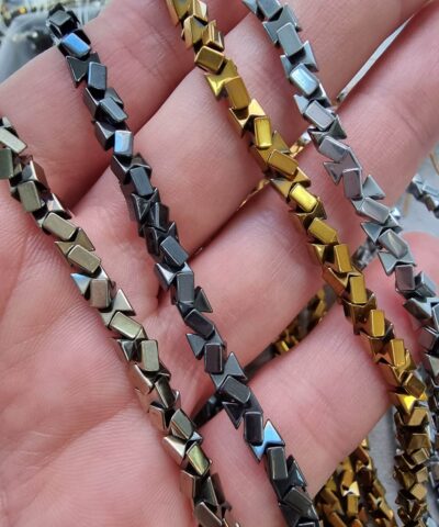 4x4 Mm Kum Saati Hematit Dogal Tas 3