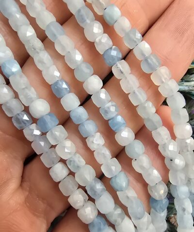 4x4 MM Küp Akuamarin Taşı