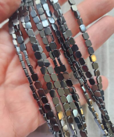 4x6 Mm Kesimli Dortgen Hematit Dogal Tas 3