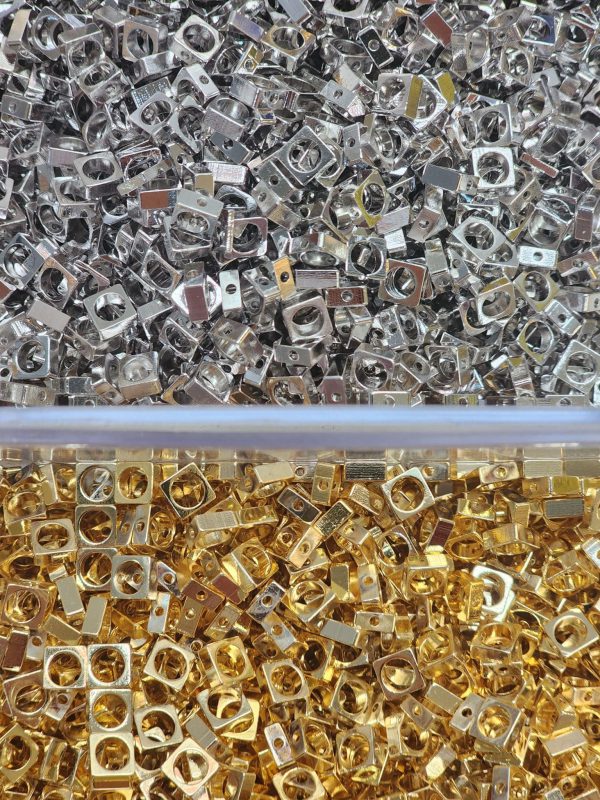 5x5 Mm Bos Kare Ara Taki Malzemesi