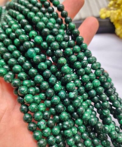 6 MM Zümrüt Ceyt Kuvars Taşı