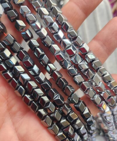 6x6 Mm Elmas Kesim Hematit Dogal Tas