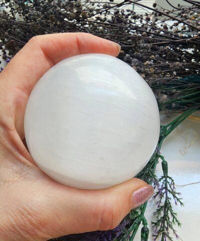 Alternative view of 8 CM Küre Selenit Taşı