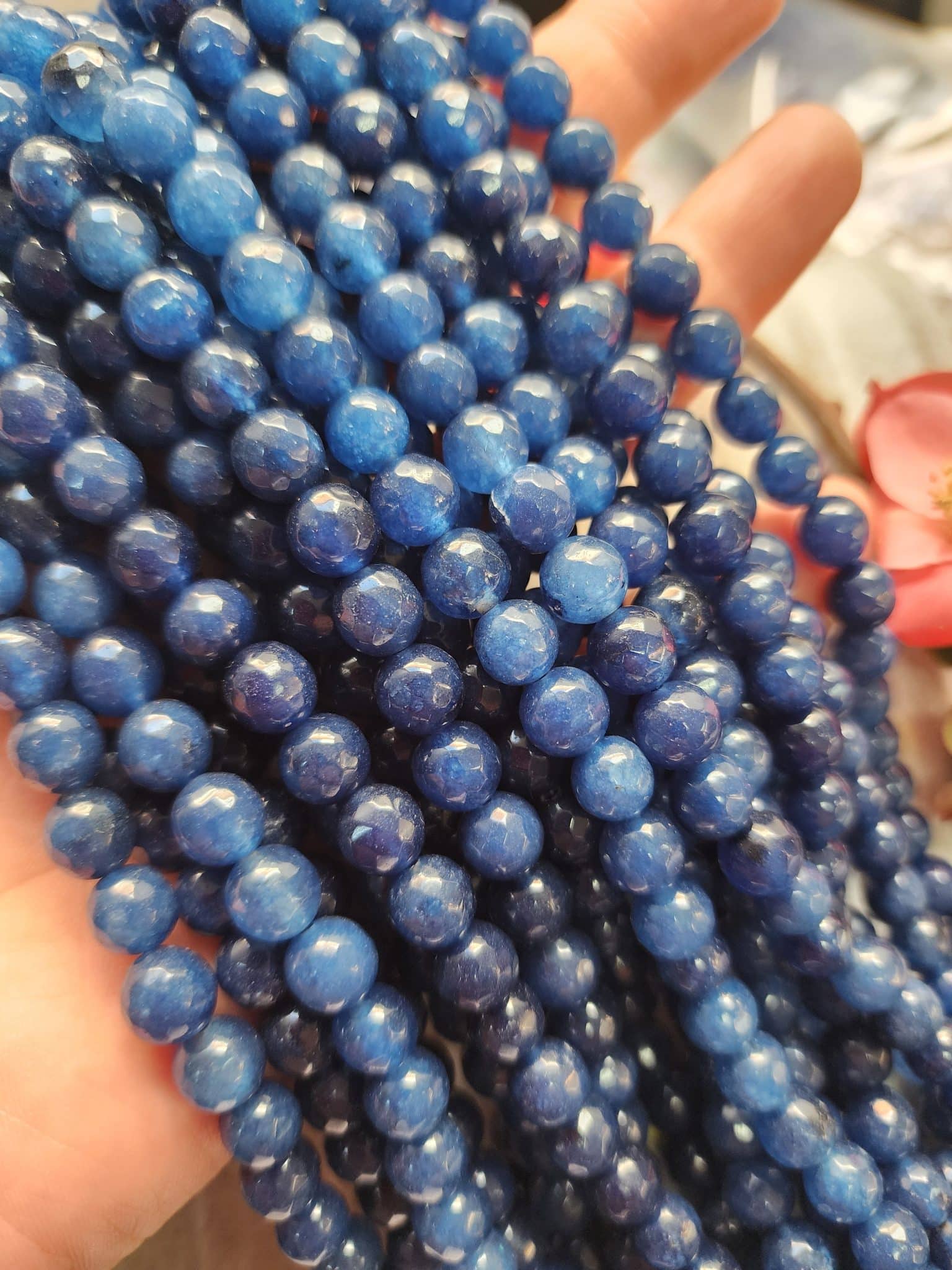 8 MM Faset Gece Mavisi Ceyt Kuvars Taşı