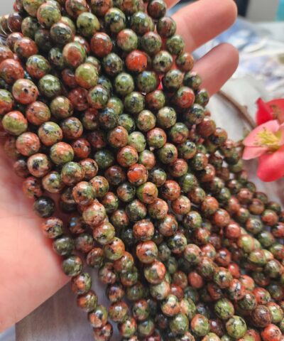 8 MM Faset Unakit Ceyt Kuvars Taşı