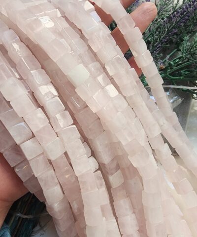 8 MM Küp Pembe Kuvars Taşı
