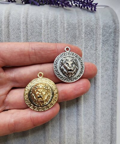 Aslan Kabartmali Madalyon Kolye Ucu