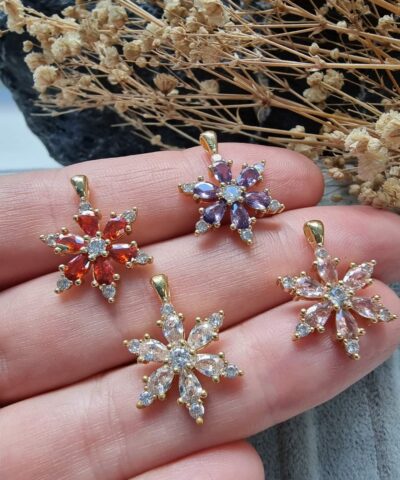 Aster Çiçeği Zirkon Taşlı Kolye Ucu