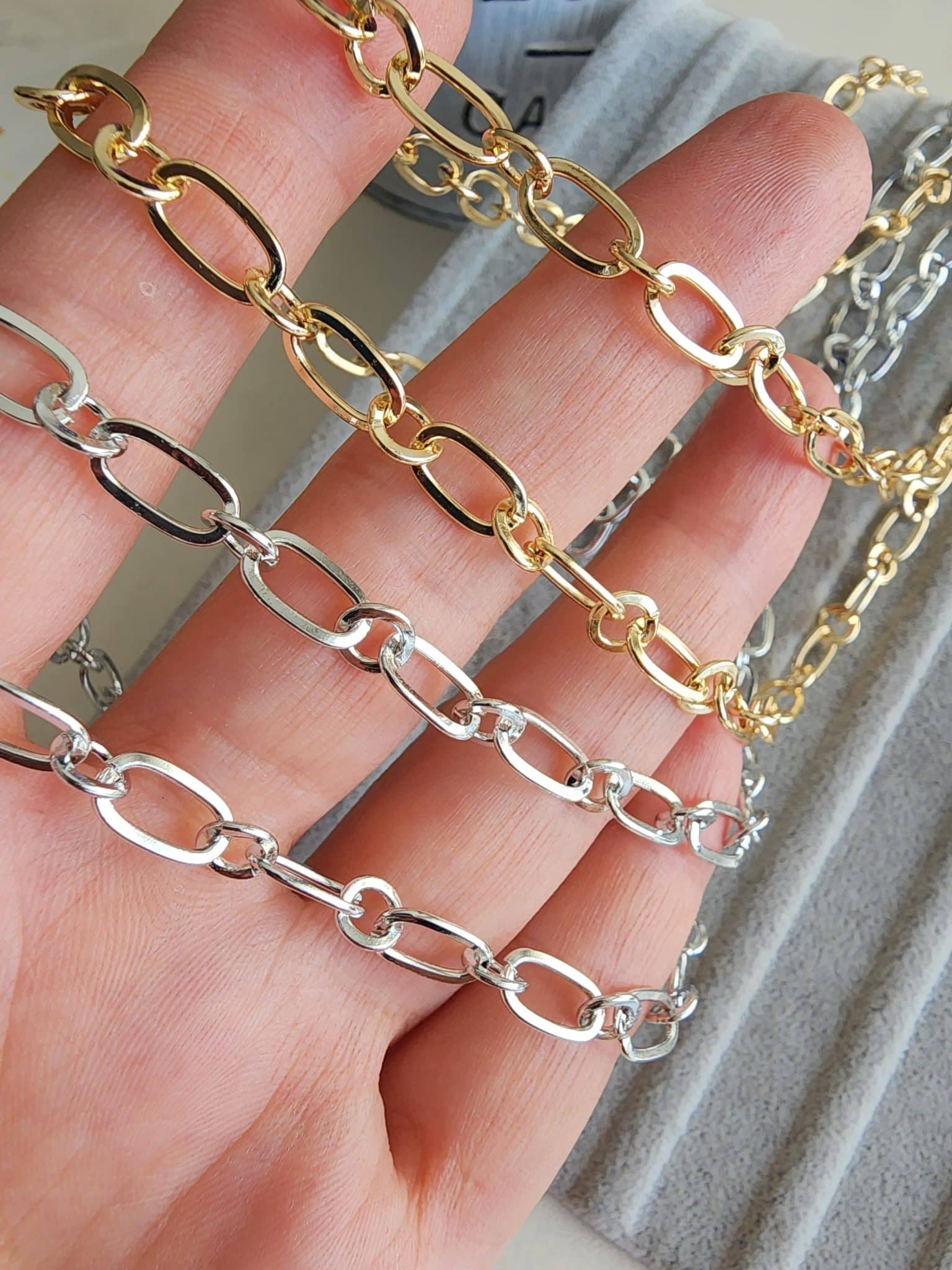 Atac Ve Halka Taki Zinciri