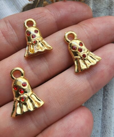 Cadi Sapkasi Kolye Ucu 2