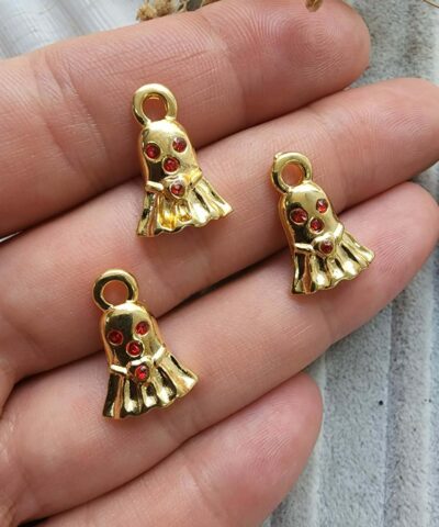 Cadi Sapkasi Kolye Ucu