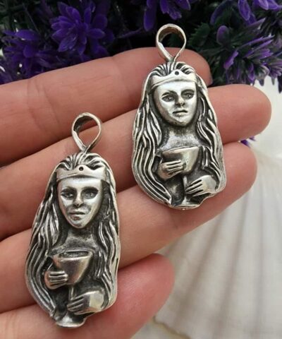 Cleopatra Kolye Ucu 3