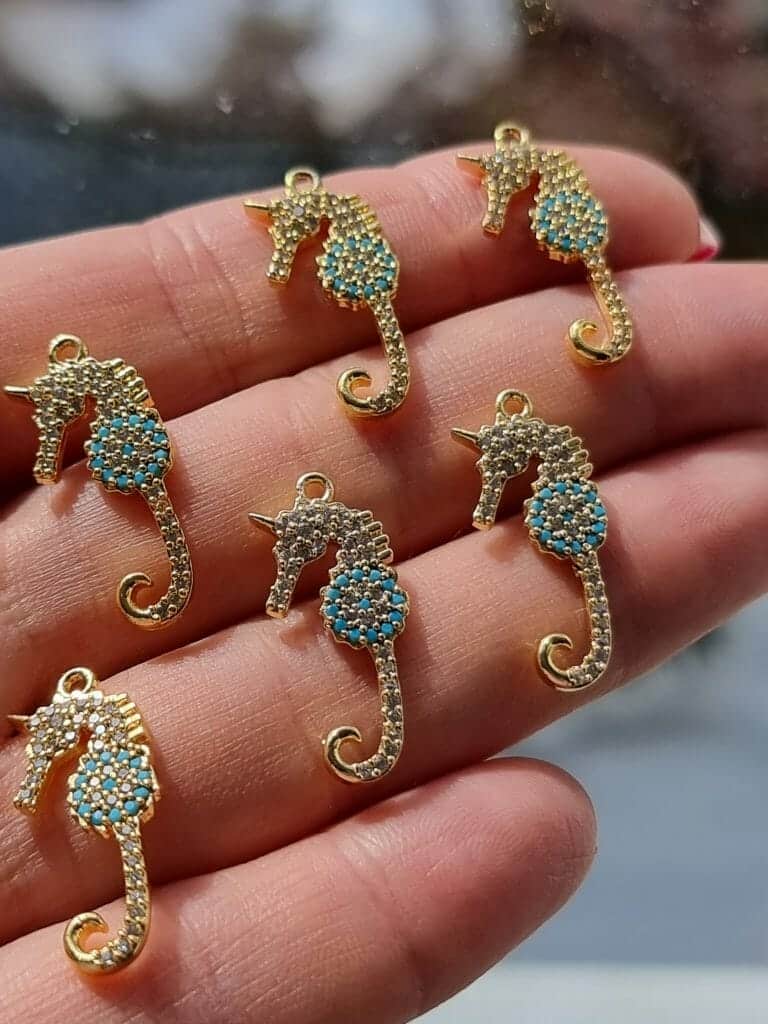 Deniz Ati Renkli Zirkon Tasli Kolye Ucu 6