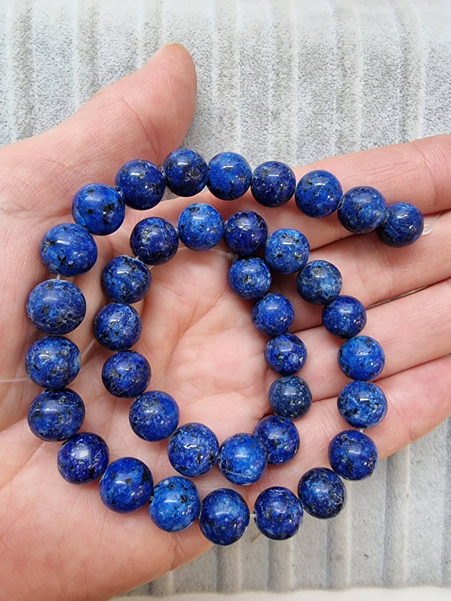 Desenli Dogal Tas Boncuk Cesitleri 10 Mm 524