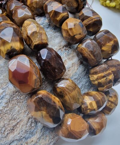 Faset Kesimli Silindir Kaplan Gozu Dogal Tas