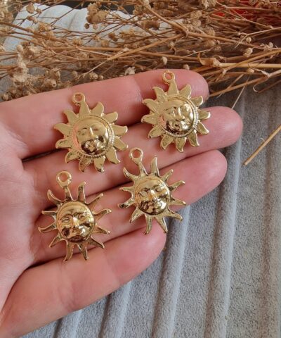 Gizemli Gunes Kolye Ucu