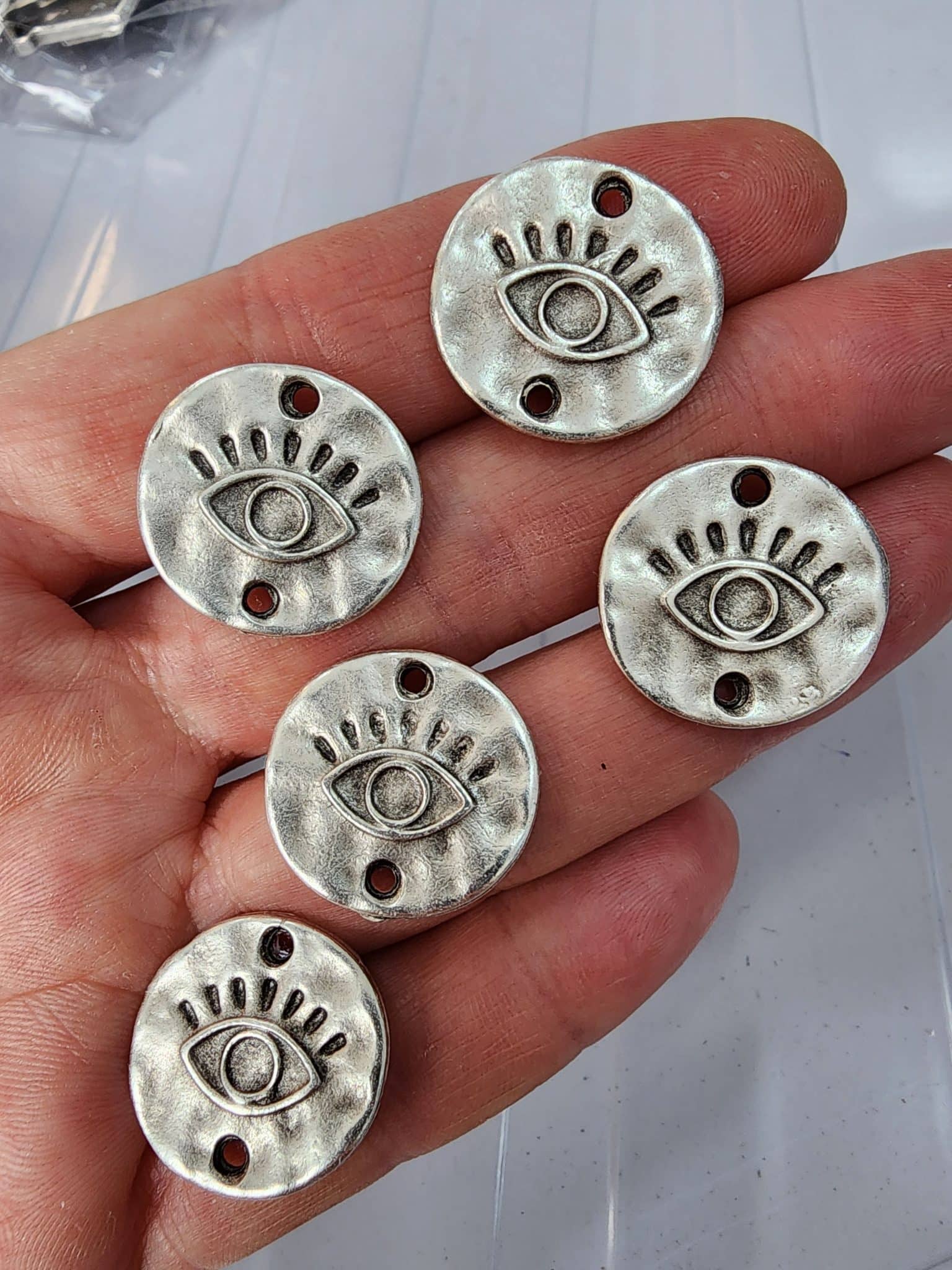 Goz Taki Aparati Cift Delikli