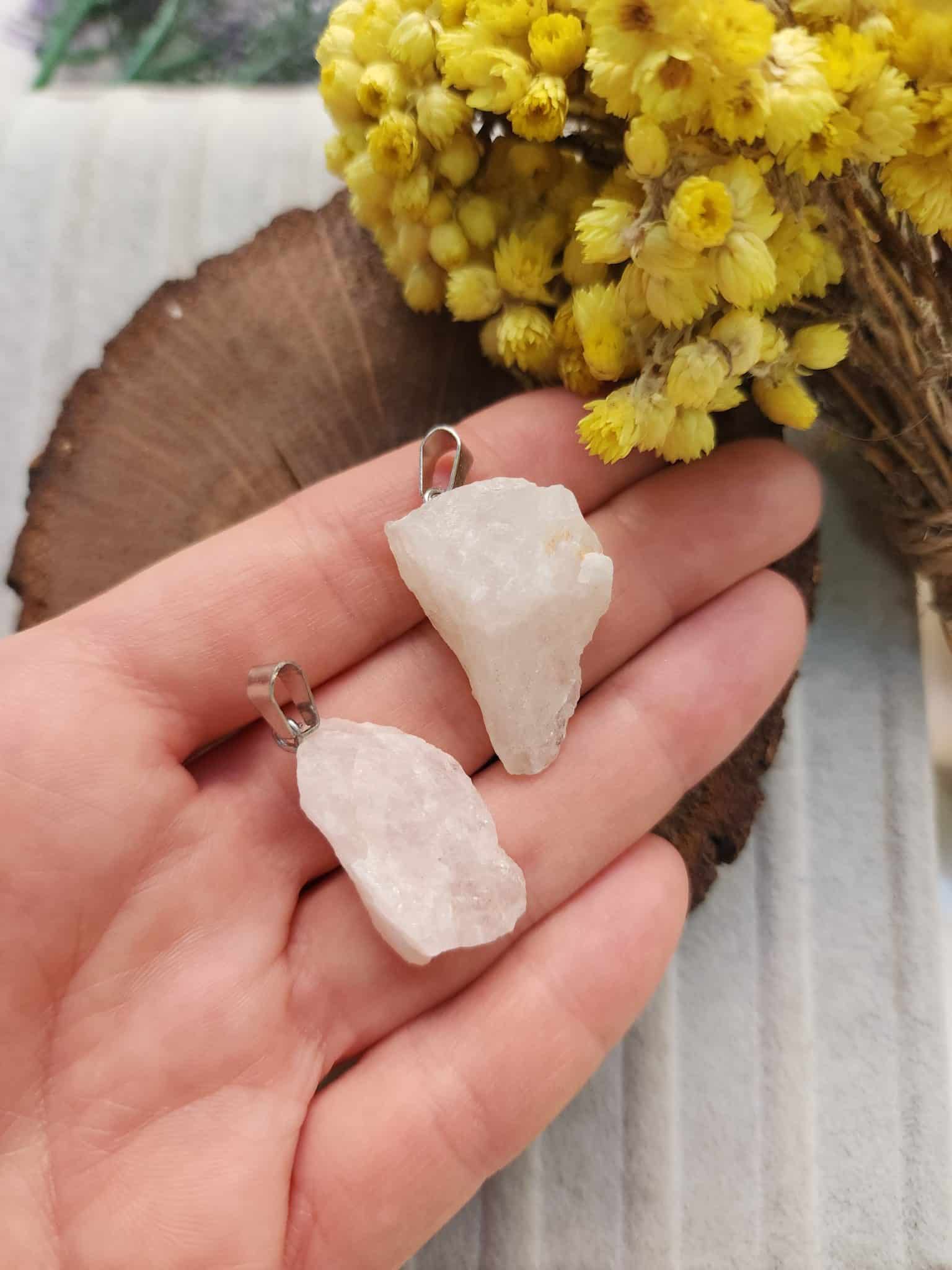 Ham Pembe Kuvars Tasi Kolye Ucu