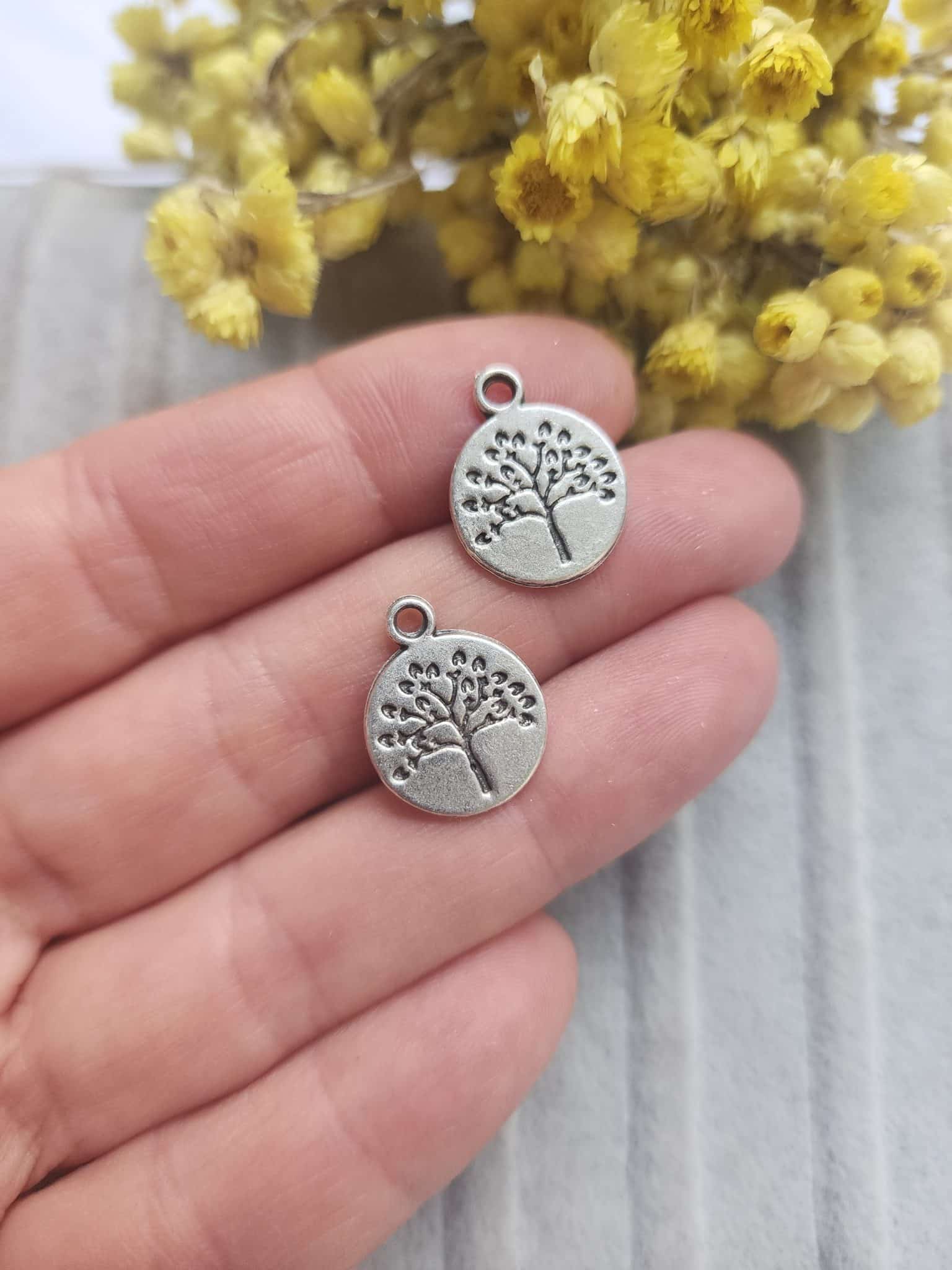 Hayat Agaci Carm Kolye Ucu