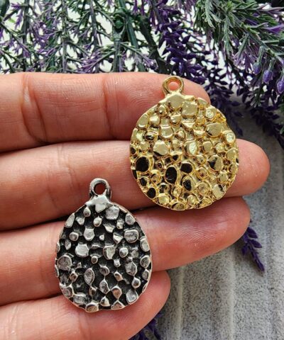 Kabartmali Madalyon Kolye Ucu