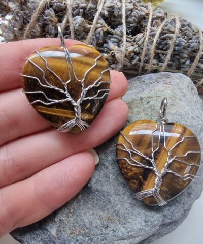 Kalp Sekilli Agac Orgu Kaplan Gozu Tasi 2