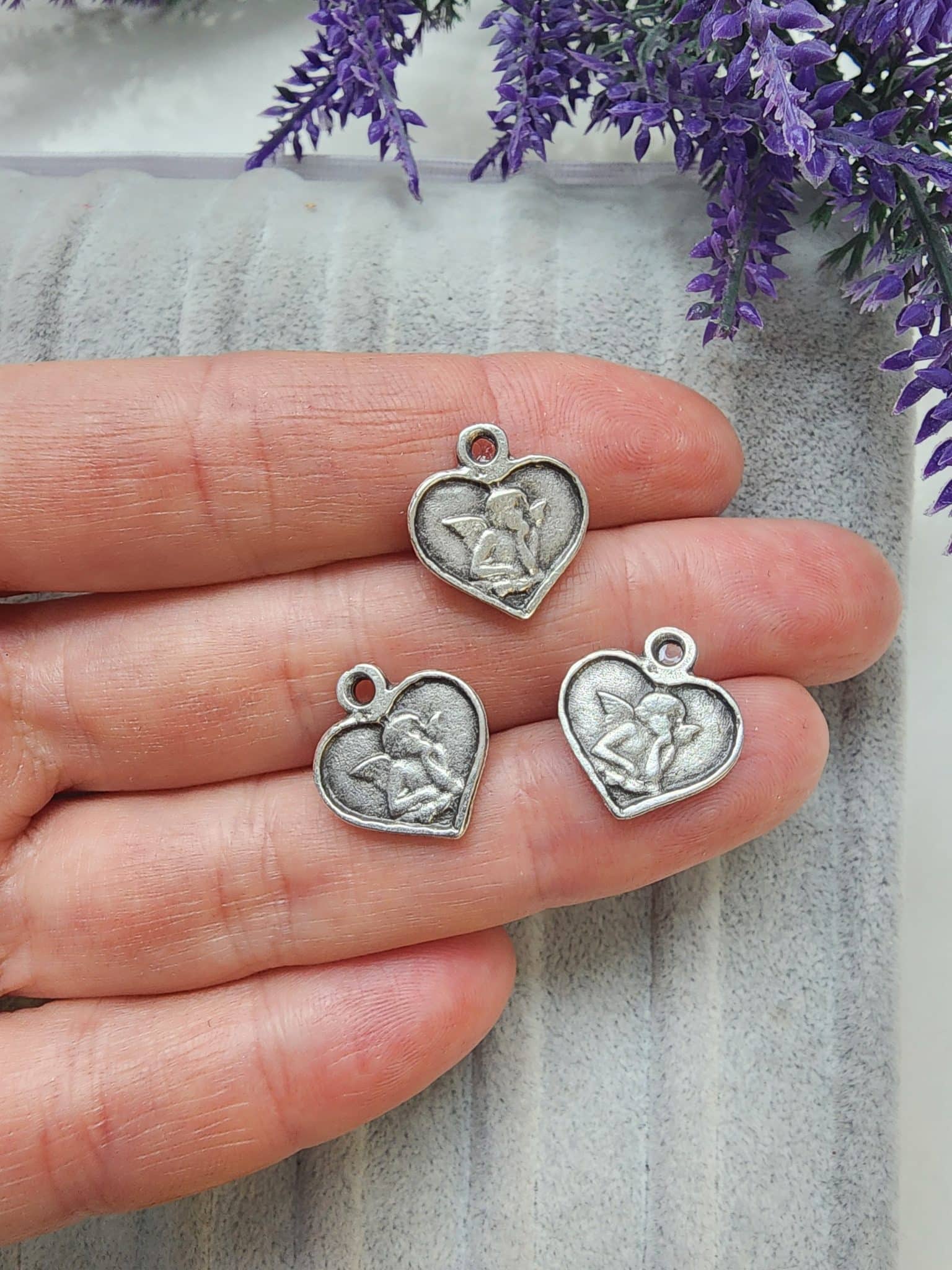 Kalpli Melek Carm Taki Sallanti Aparati 5