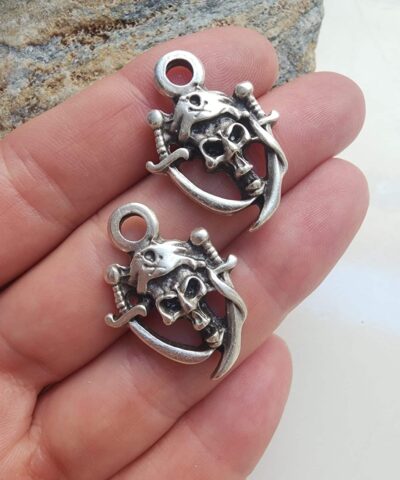 Karayıp Korsanı Döküm Kolye Ucu