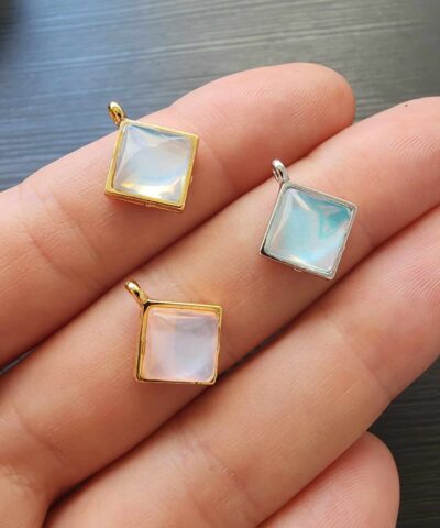 Kare Taşlı Kolye Ucu