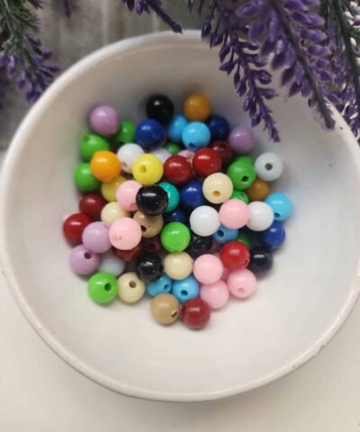 Karışık Renkli Plastik Boncuklar