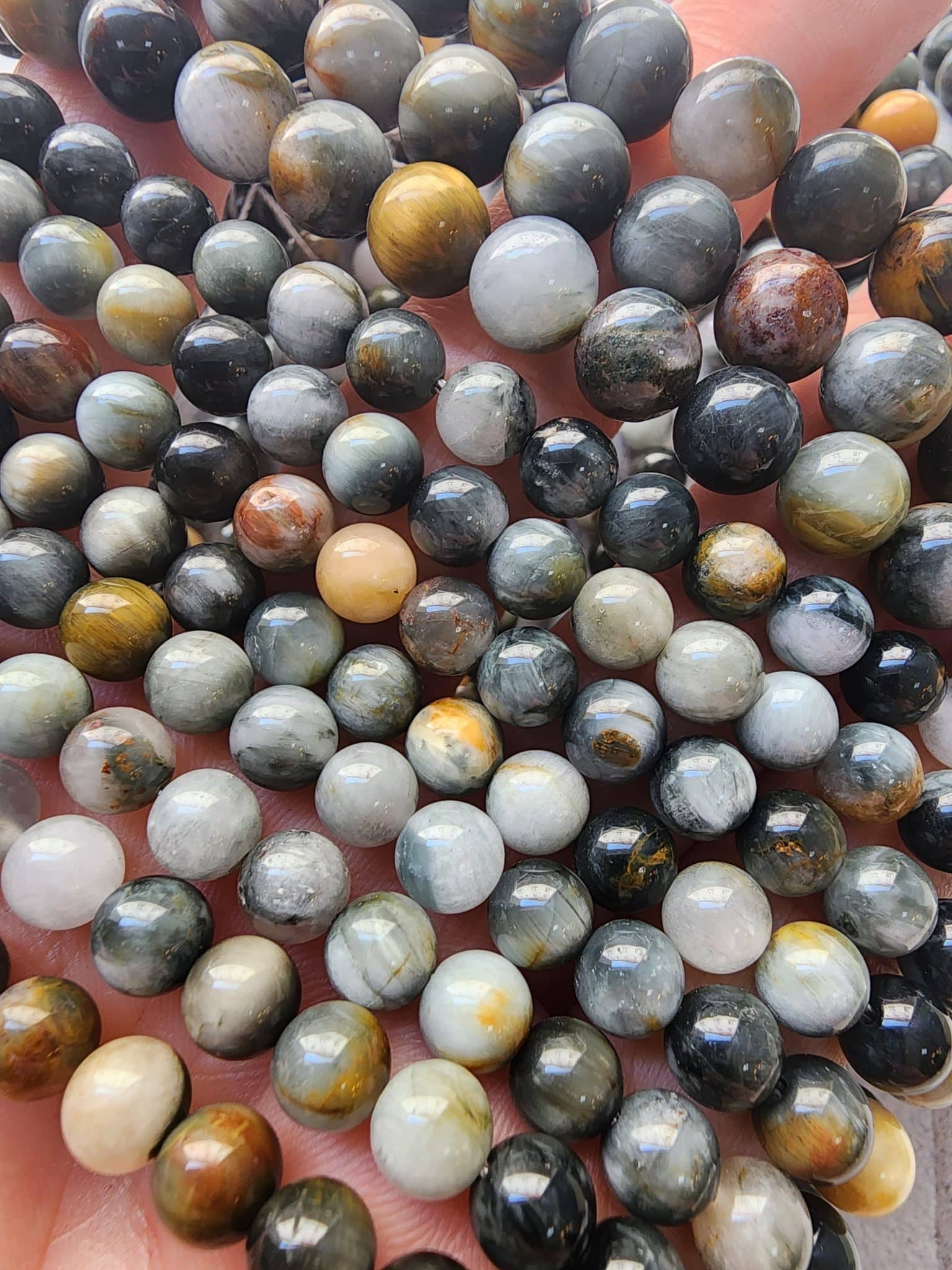 Kartal Gozu Dogal Tas Dizi