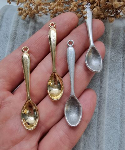 Kasik Kolye Ucu Ve Kupe Sallantisi