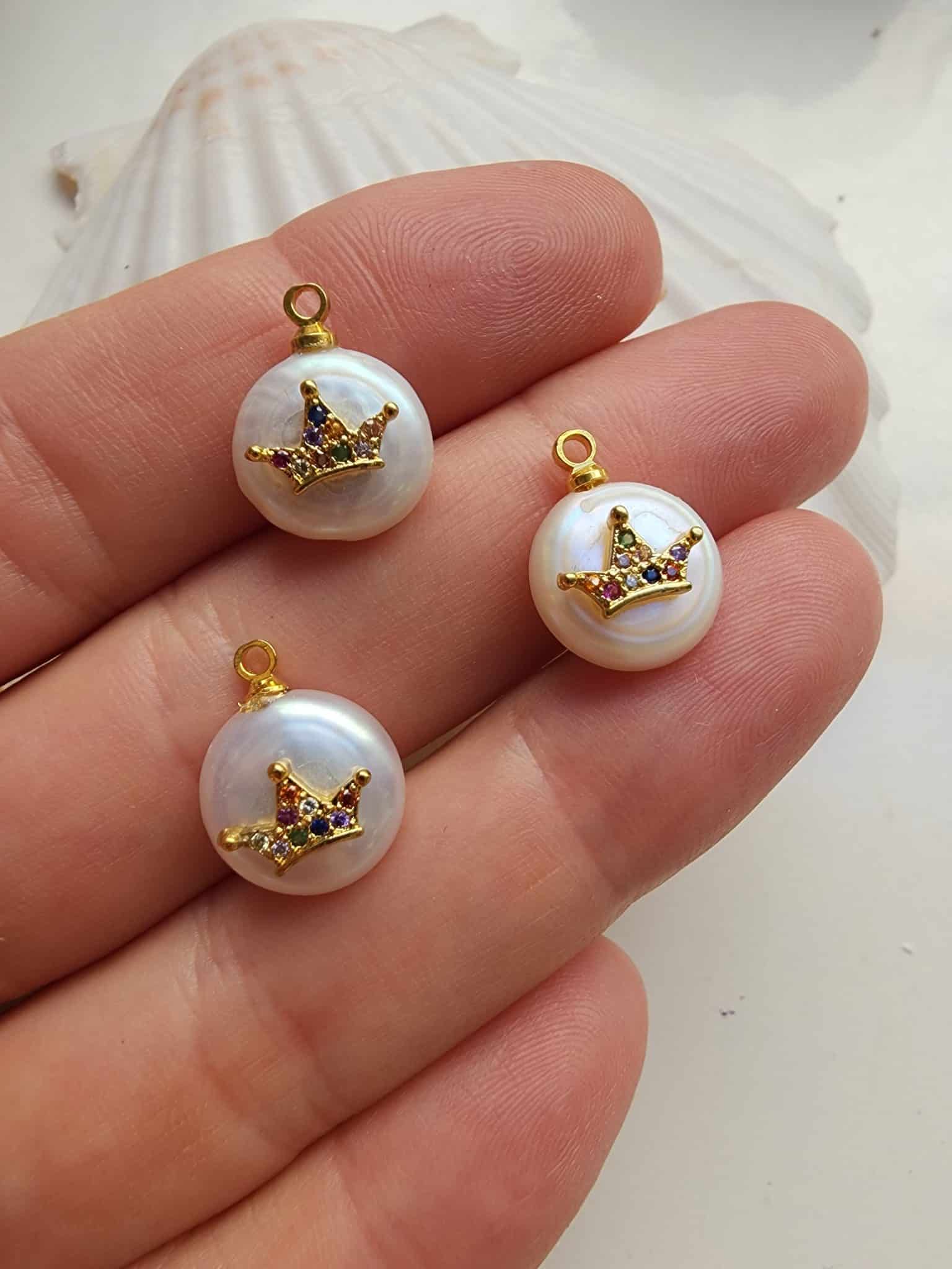 Kral Tacı Zirkon Taşlı Barok Doğal İnci Kolye Ucu