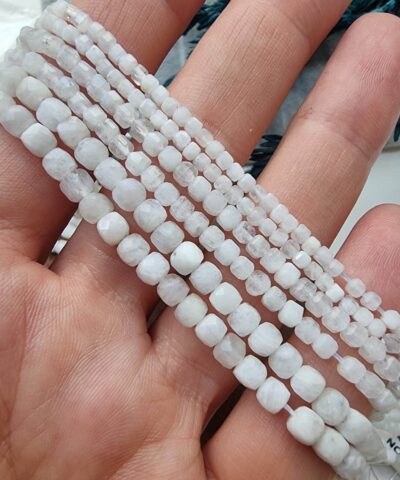 Kup Ay Tasi Dogal Tas Cesitleri